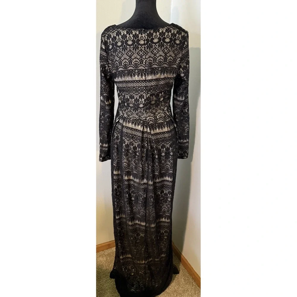 Kabayare black lace